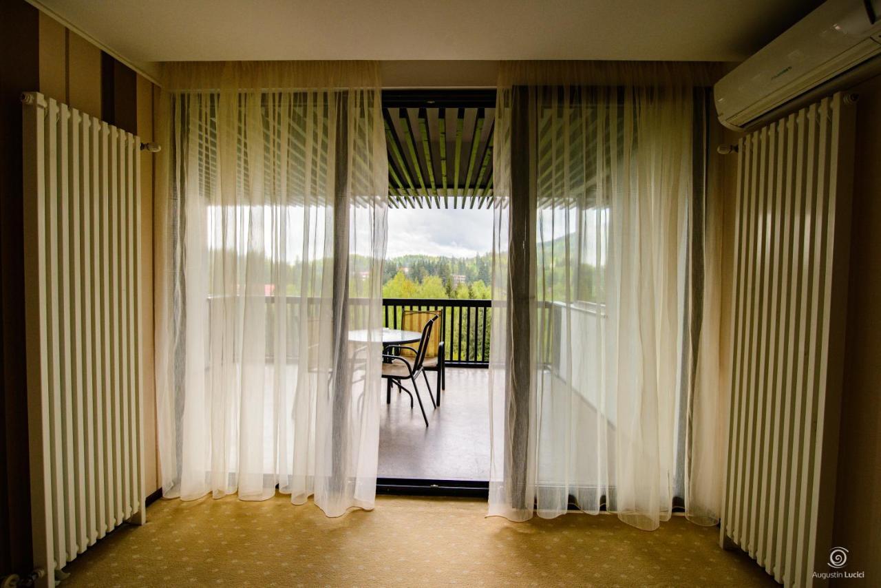 Apartament Alpin Resort Etaj 7 Пояна Брашов Екстериор снимка