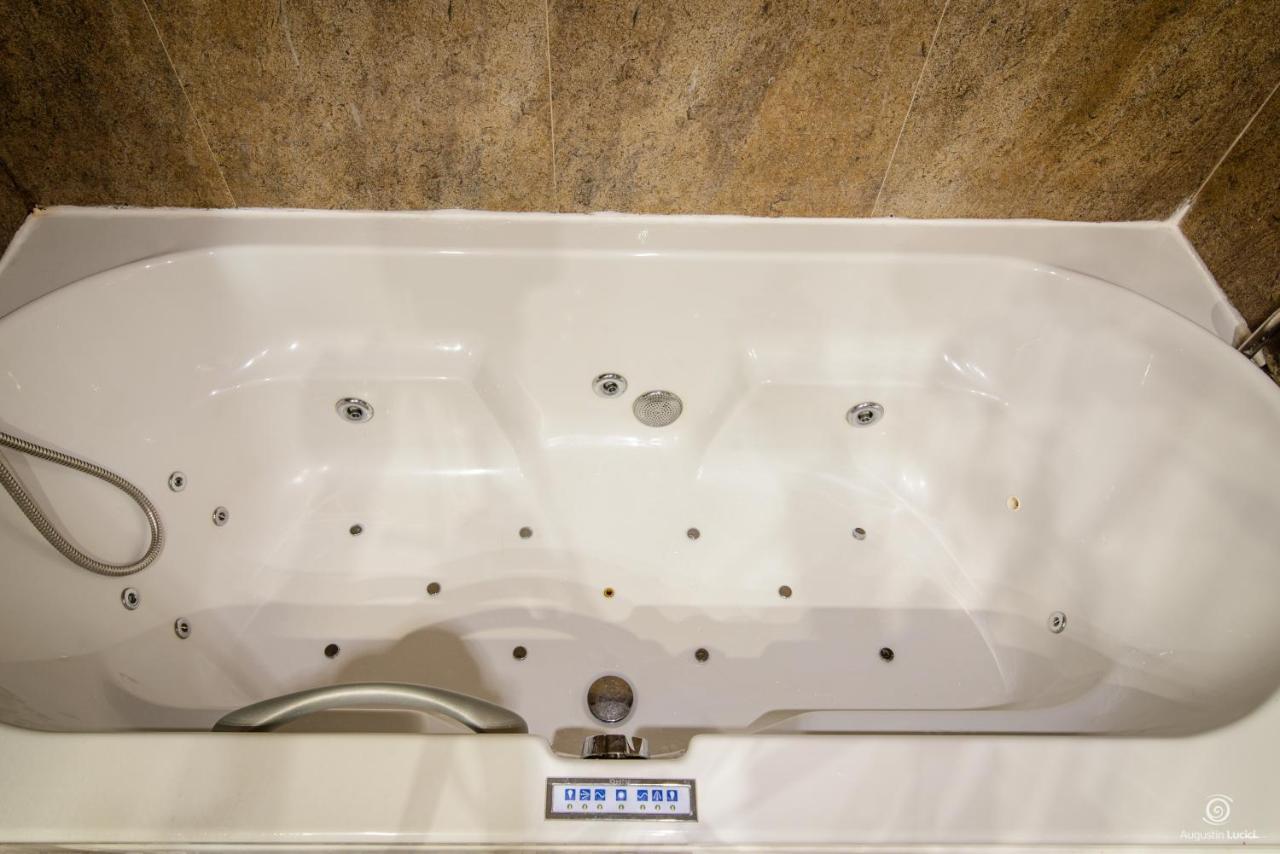 Apartament Alpin Resort Etaj 7 Пояна Брашов Екстериор снимка